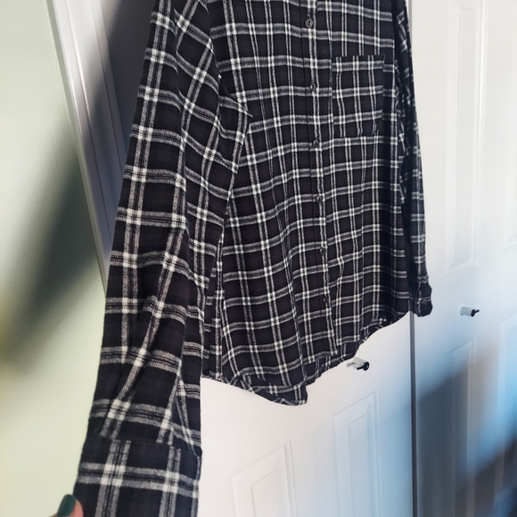 UNIVERSAL THREAD NWT FLANNEL BLOUSE LARGE - Picture 3 of 15